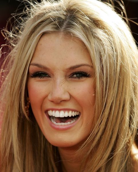 Downunder hottie Delta Goodrem