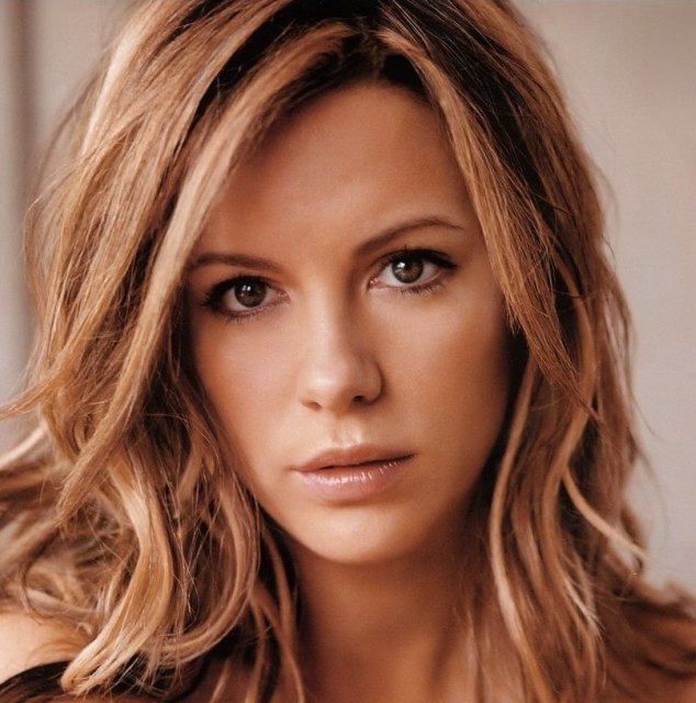 >Kate Beckinsale