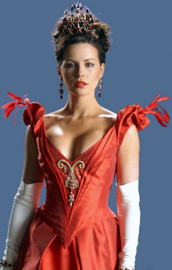 >Kate Beckinsale