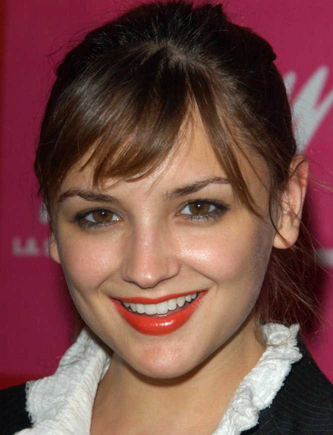 >Rachel Leigh Cook