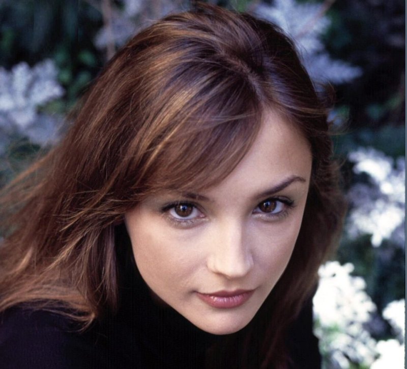 >Rachel Leigh Cook