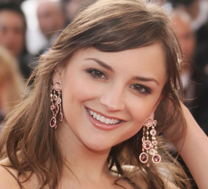 >Rachel Leigh Cook