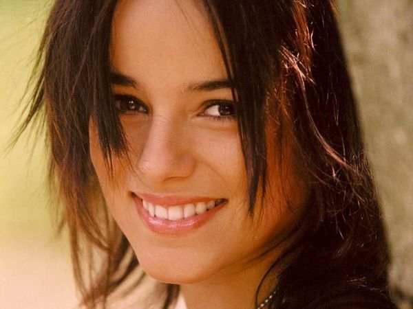 >Alizee