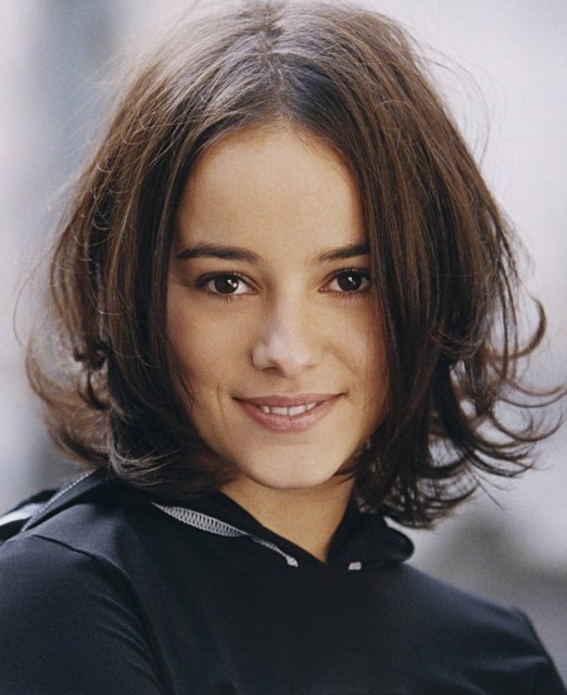 >Alizee