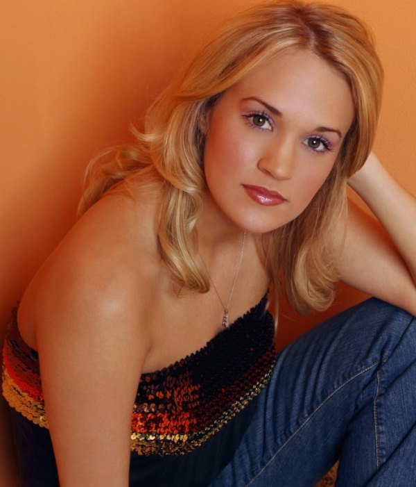 >Carrie Underwood