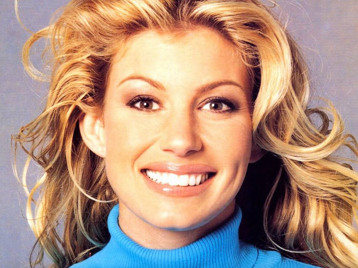 >Faith Hill