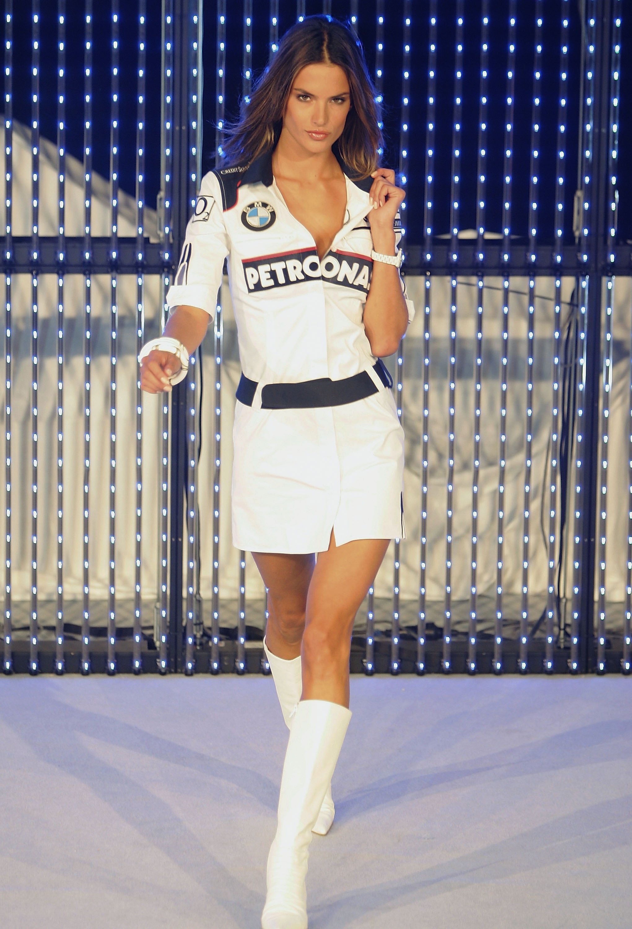 >Alessandra Ambrosio