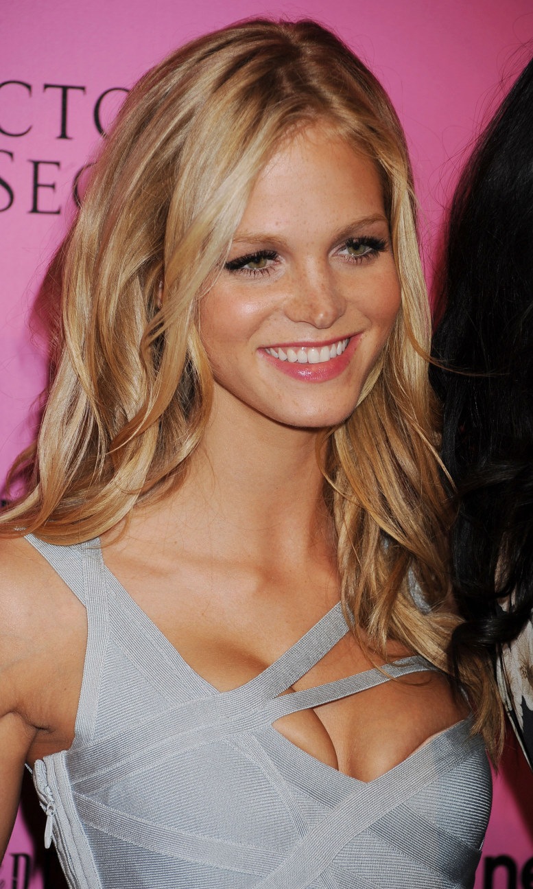 >Erin Heatherton