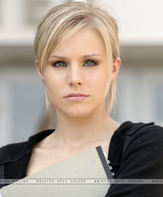 >Kristen Bell