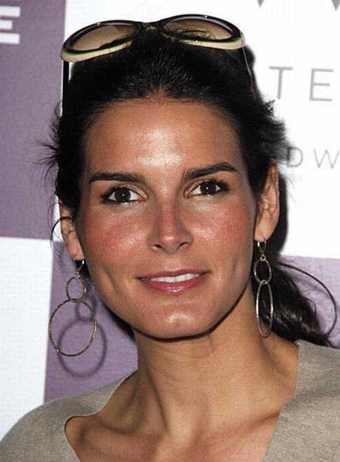 >Angie Harmon