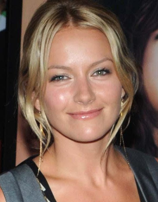 >Becki Newton