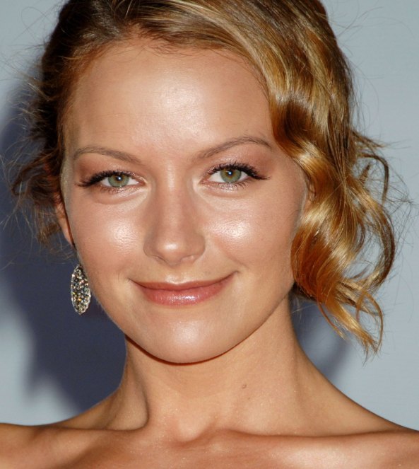 >Becki Newton