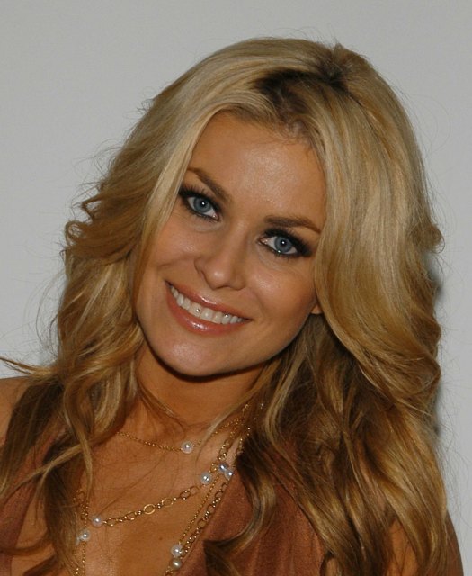 >Carmen Electra