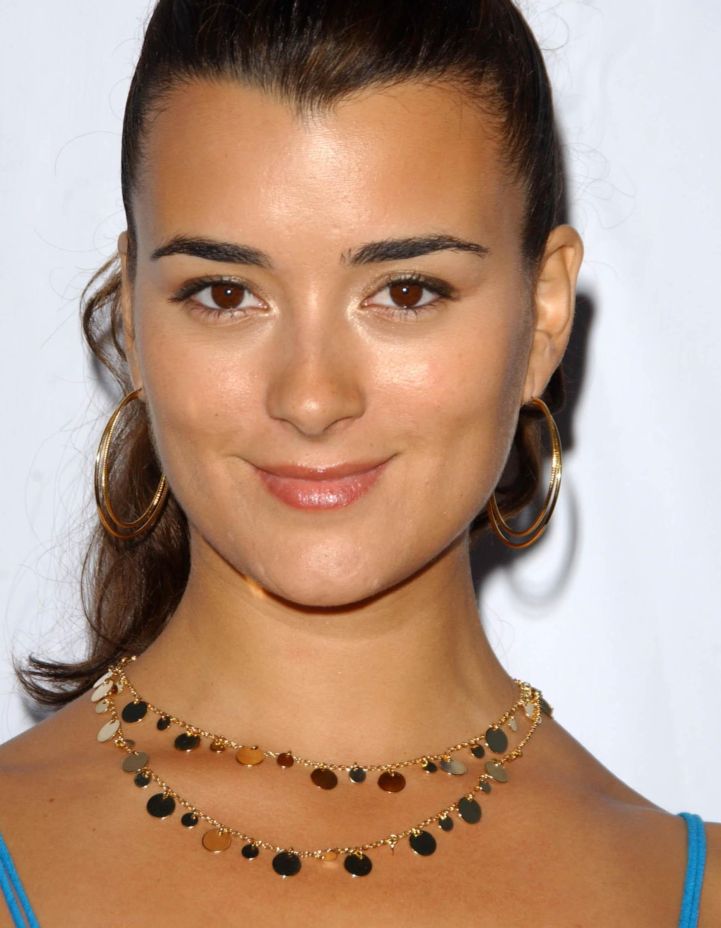 >Cote de Pablo
