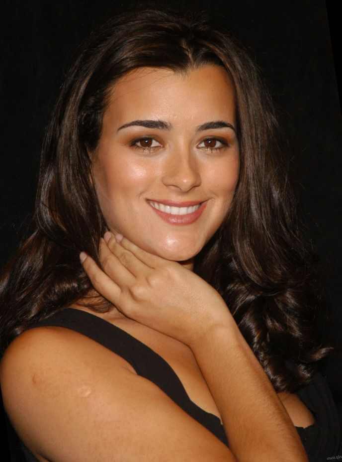 >Cote de Pablo