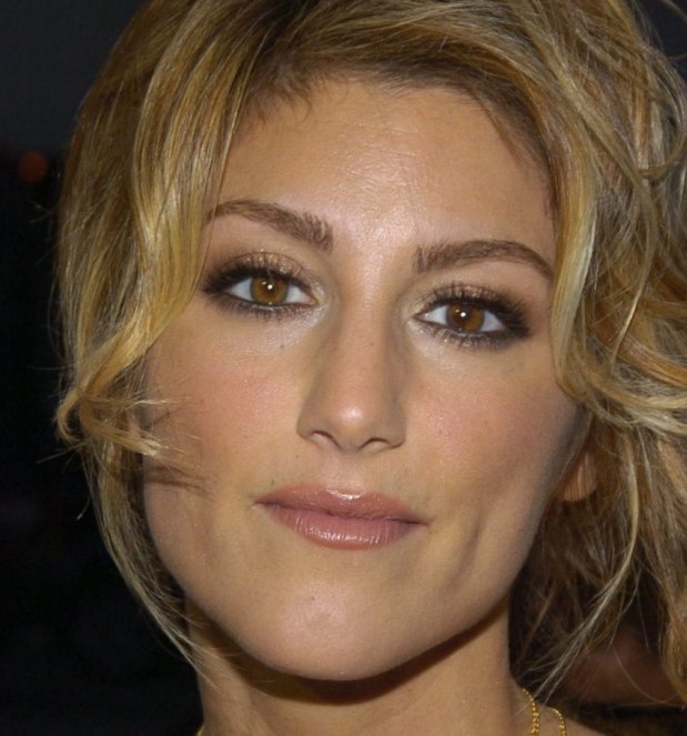 >Jennifer Esposito