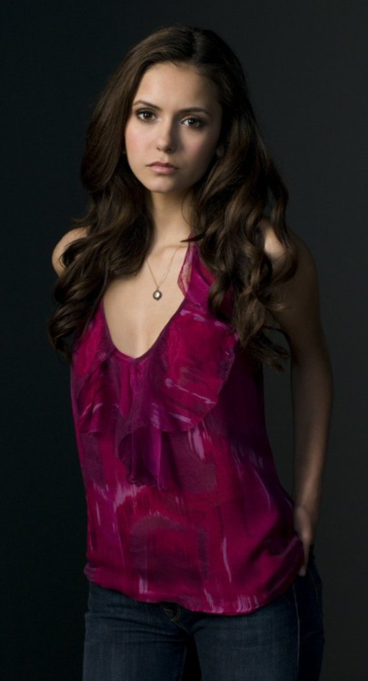 >Nina Dobrev