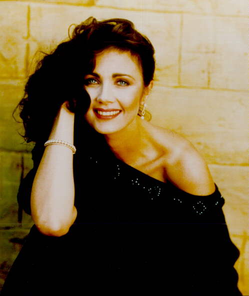 >Lynda Carter