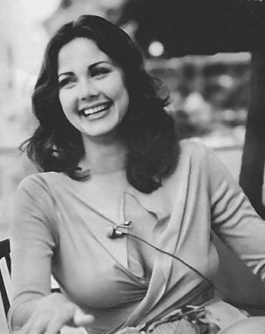 >Lynda Carter