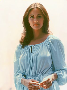 >Lynda Carter