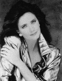 >Lynda Carter
