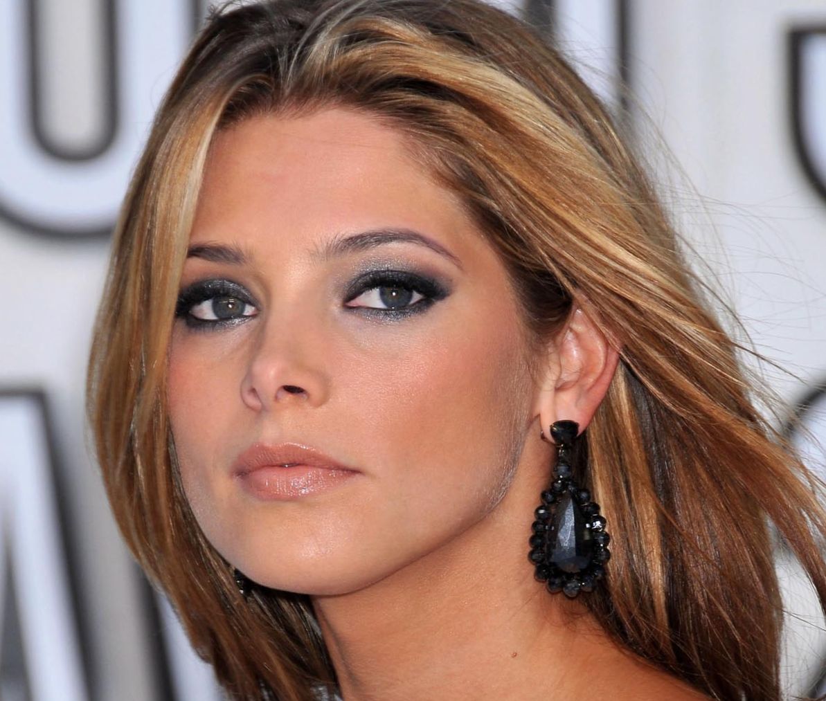 >Ashley Greene