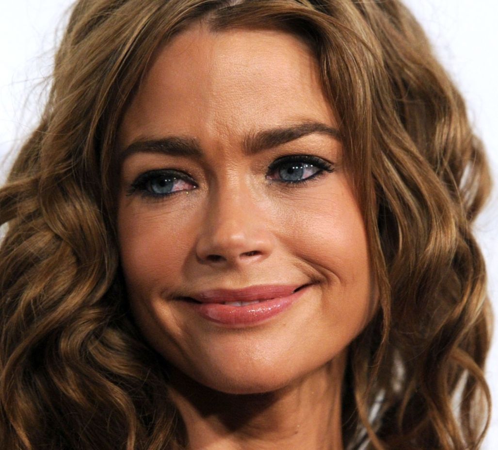 >Denise Richards