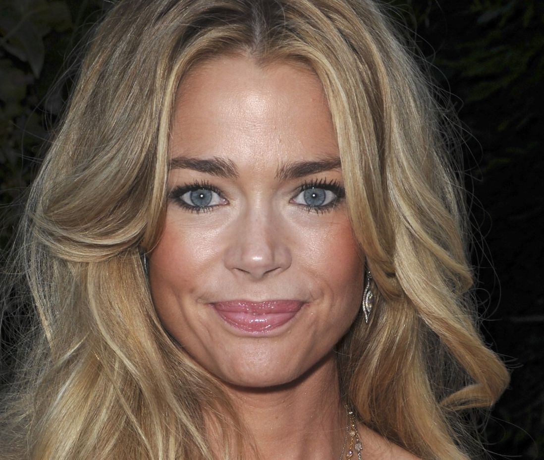 >Denise Richards