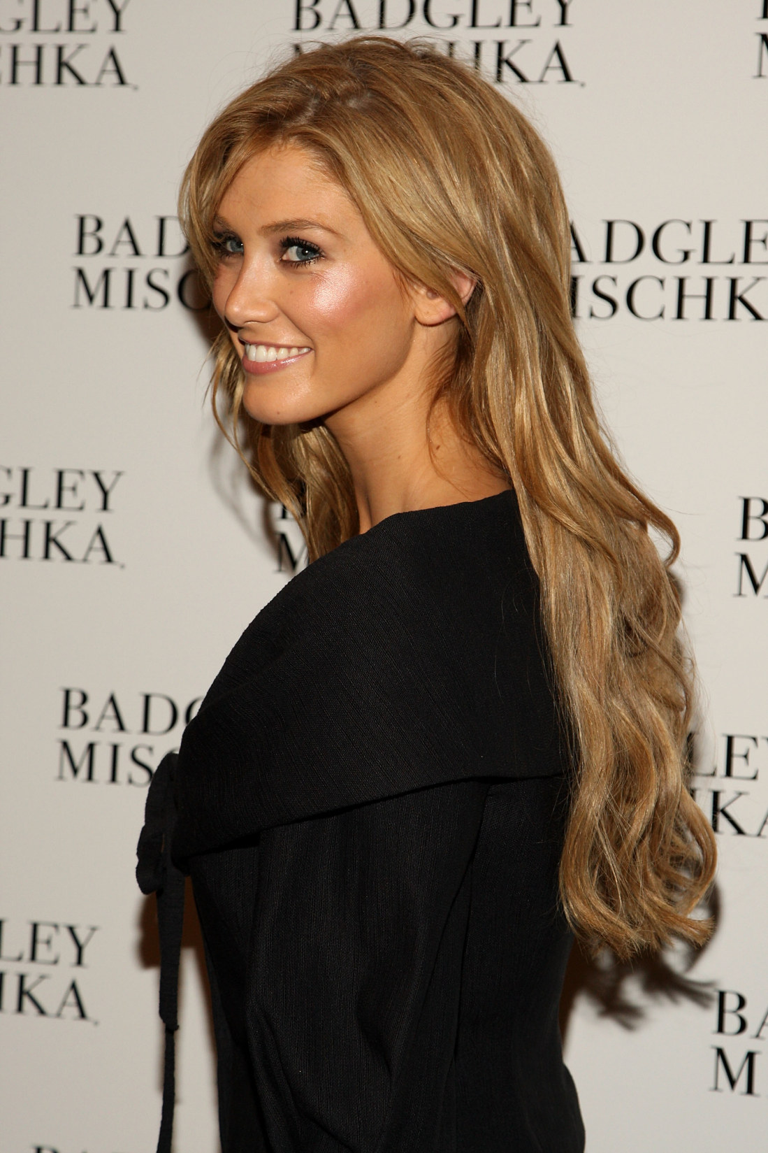 >Delta Goodrem