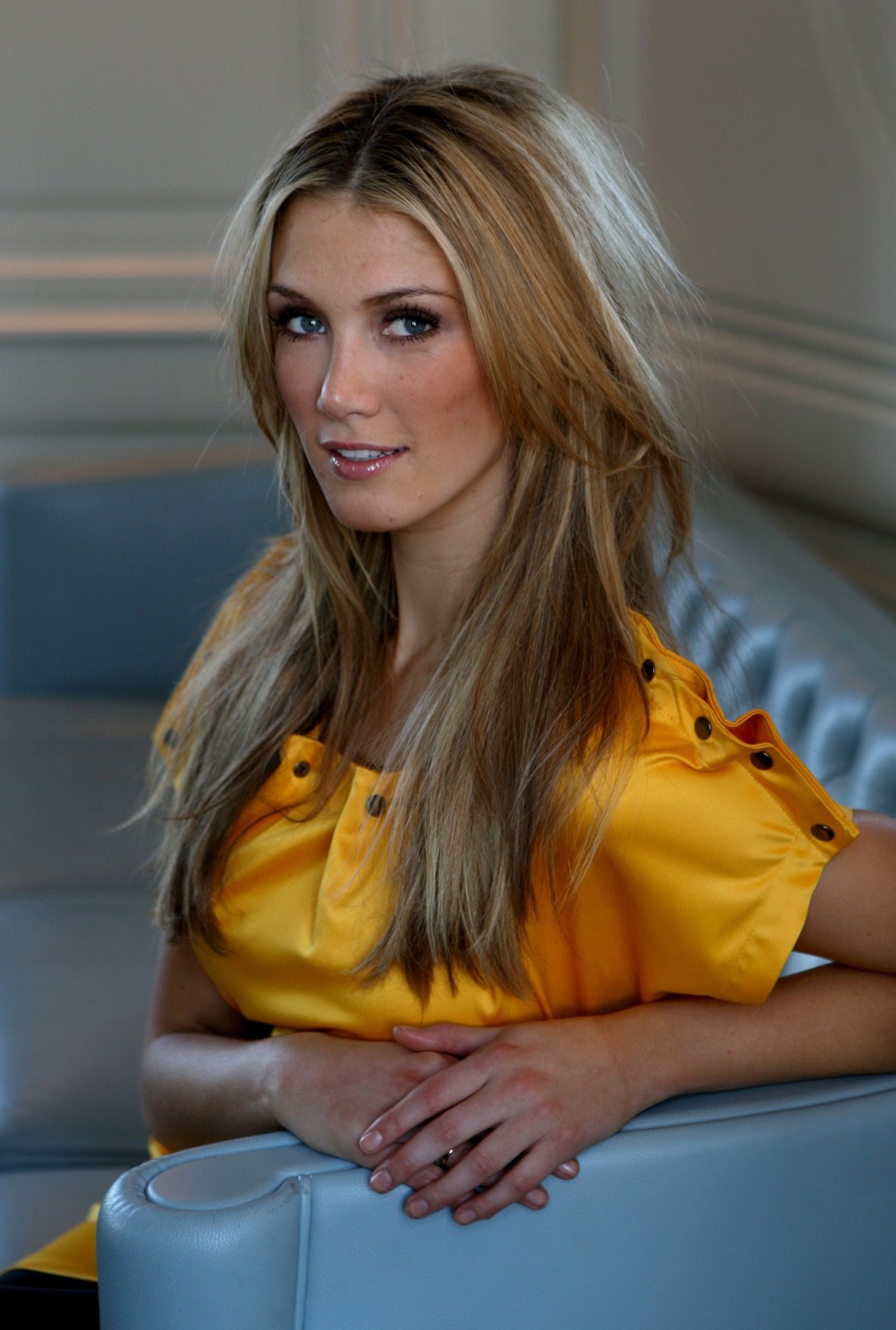 >Delta Goodrem