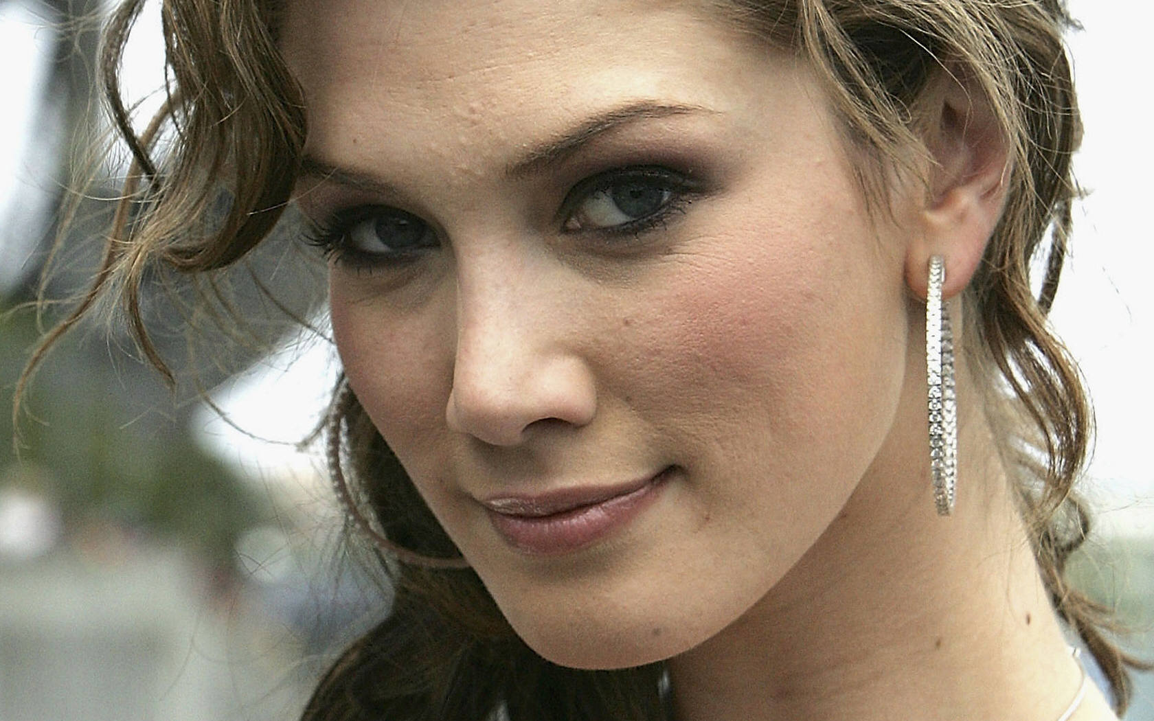 >Delta Goodrem
