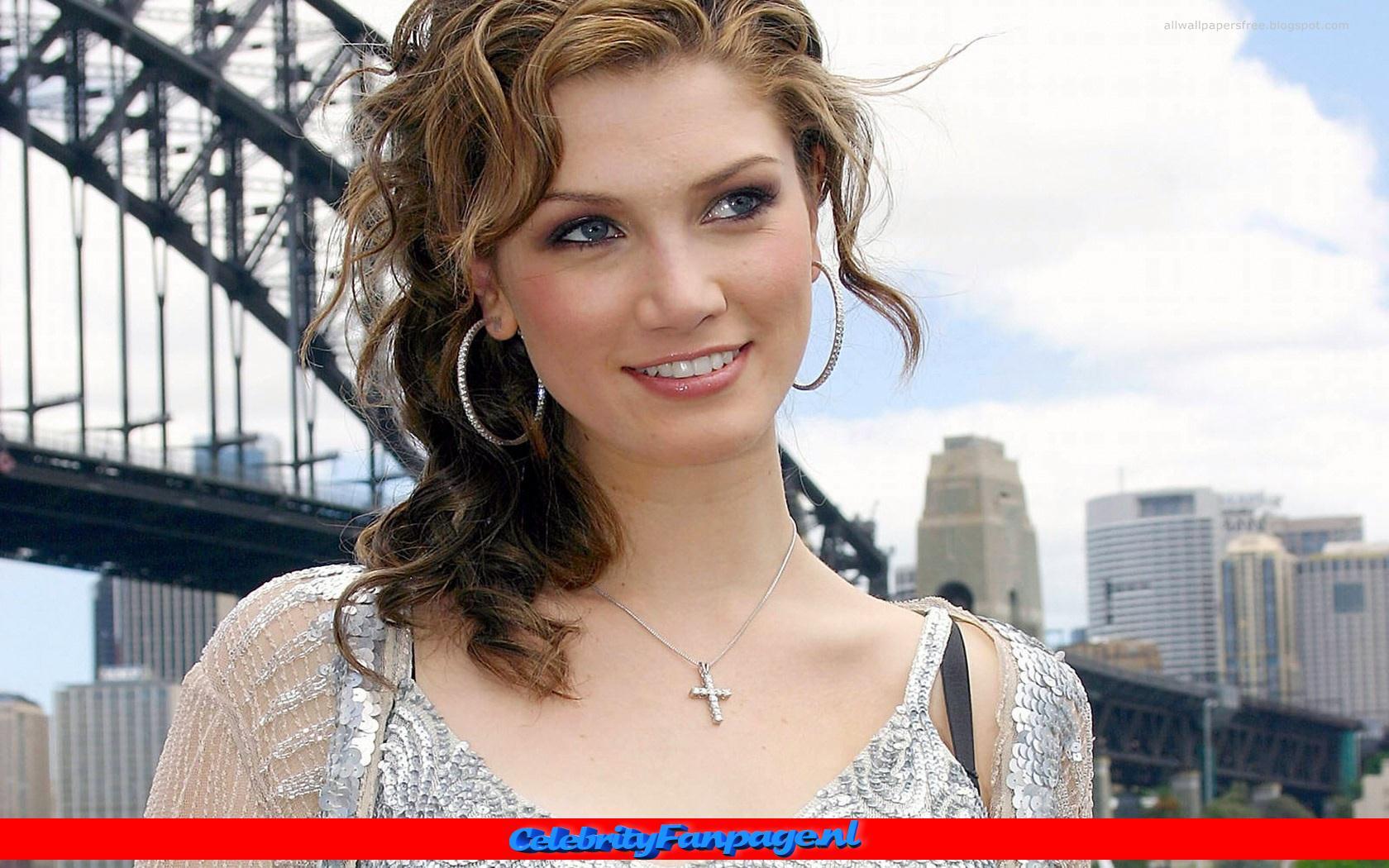 >Delta Goodrem