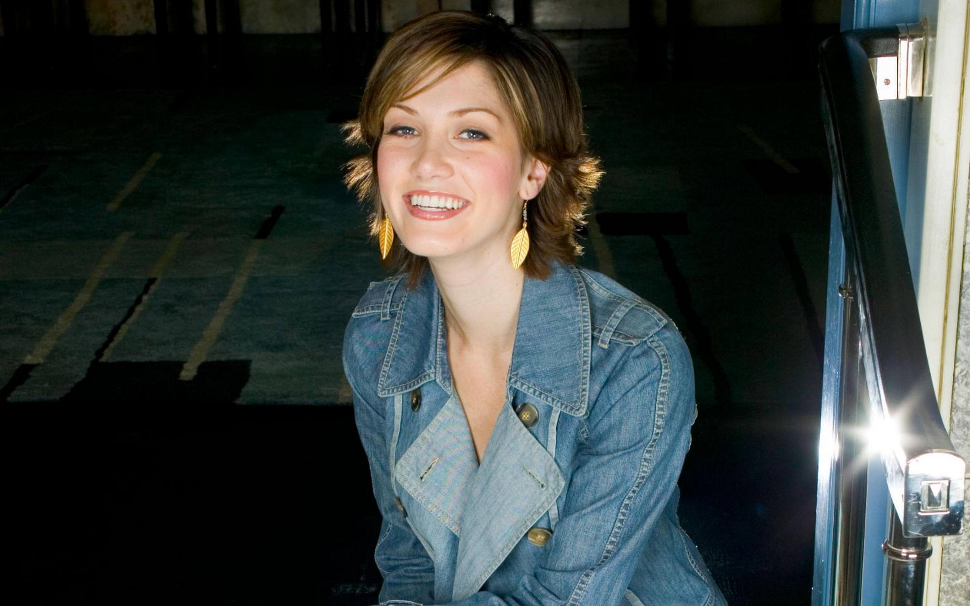 >Delta Goodrem