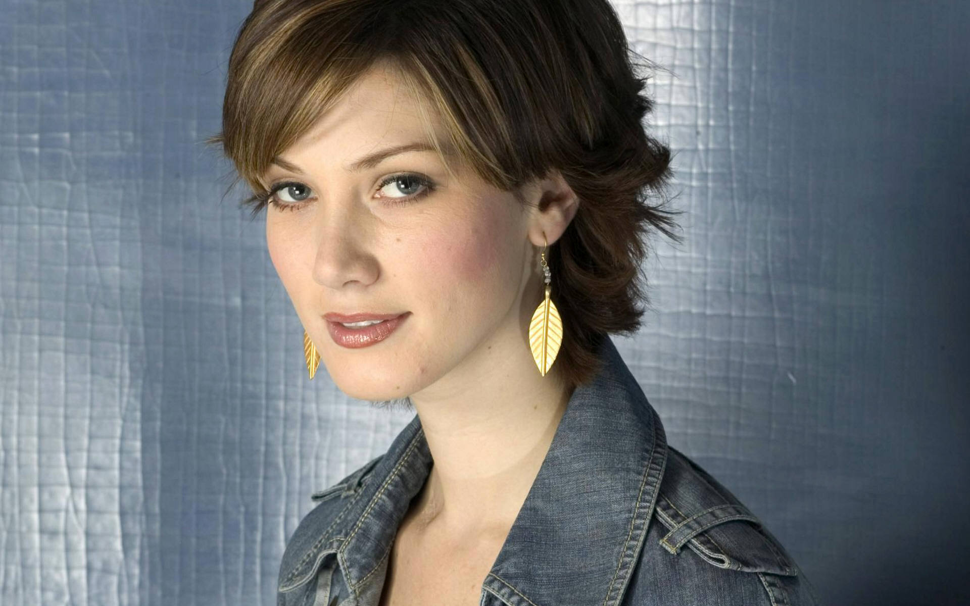 >Delta Goodrem