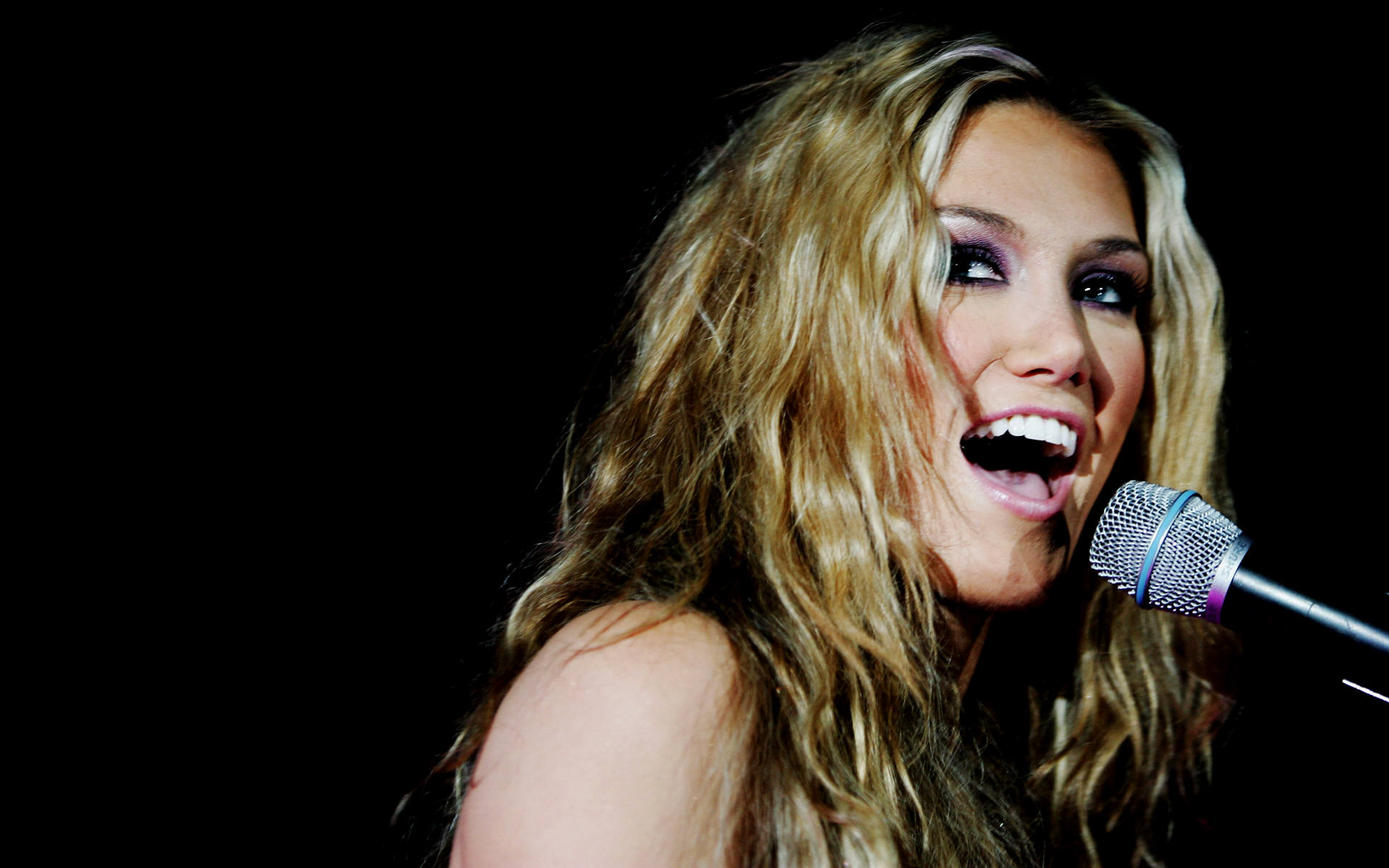 >Delta Goodrem