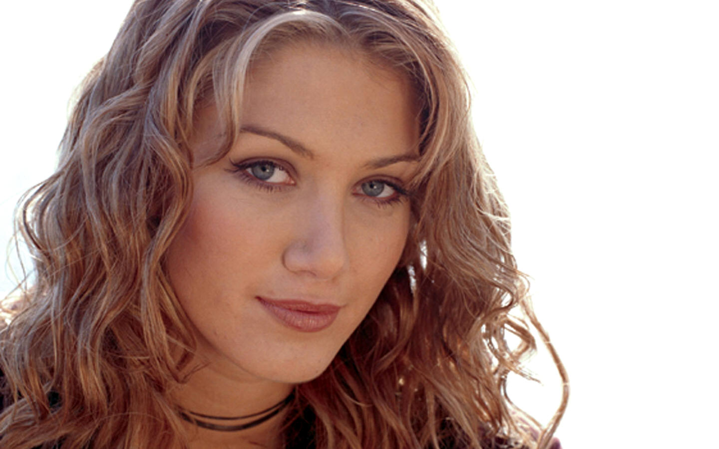 >Delta Goodrem