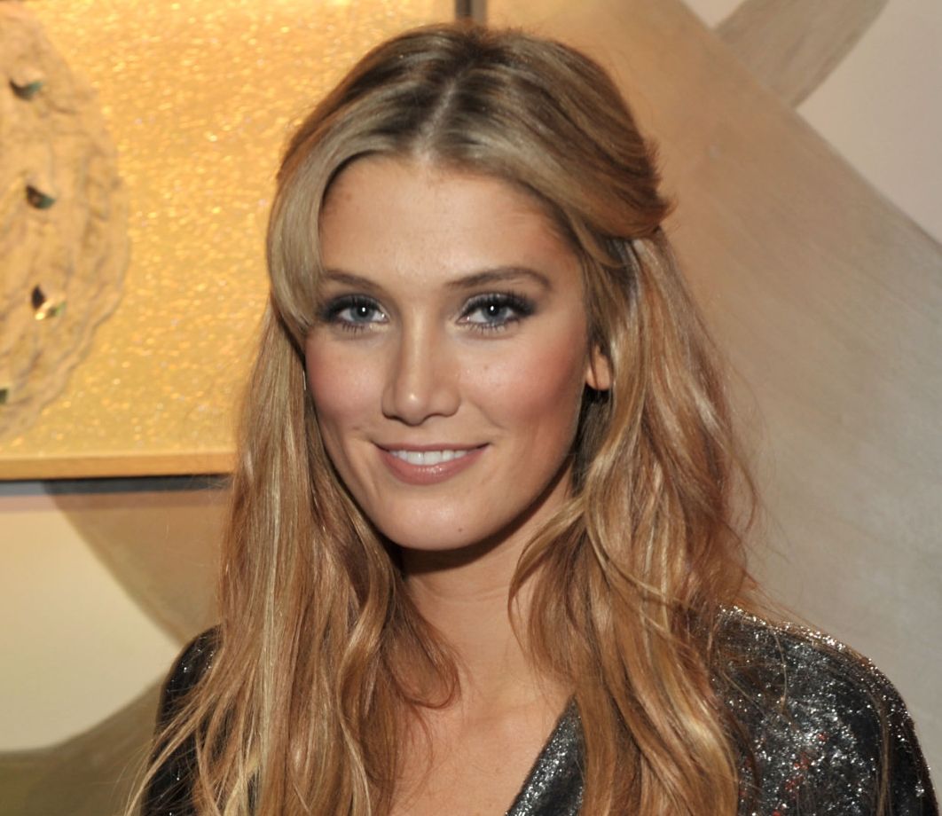 >Delta Goodrem