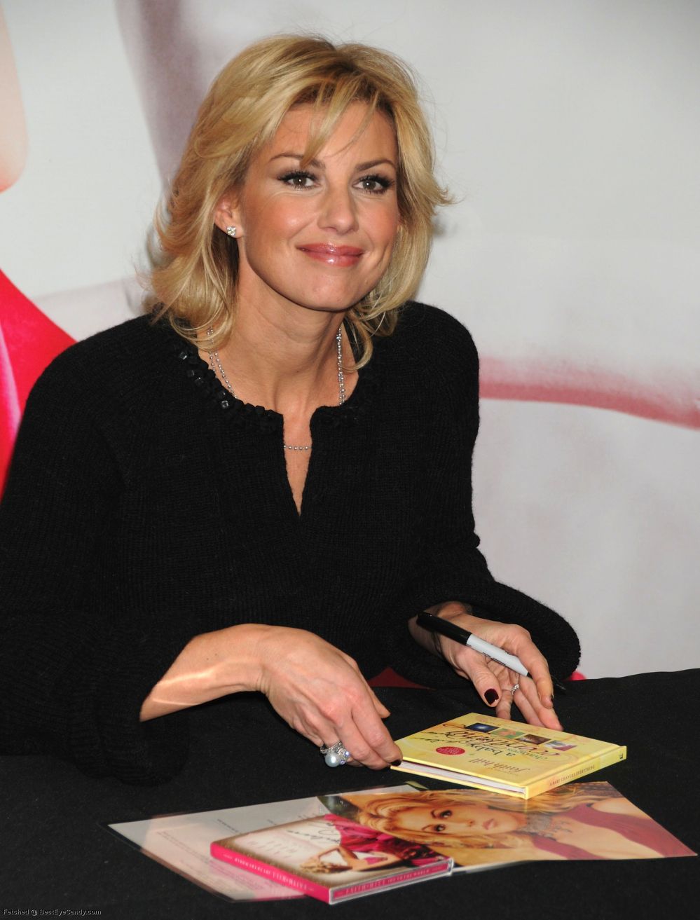 >Faith Hill