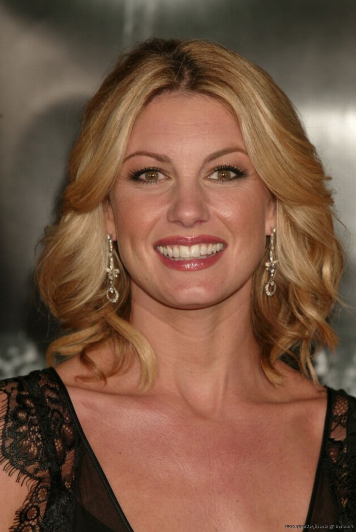 >Faith Hill