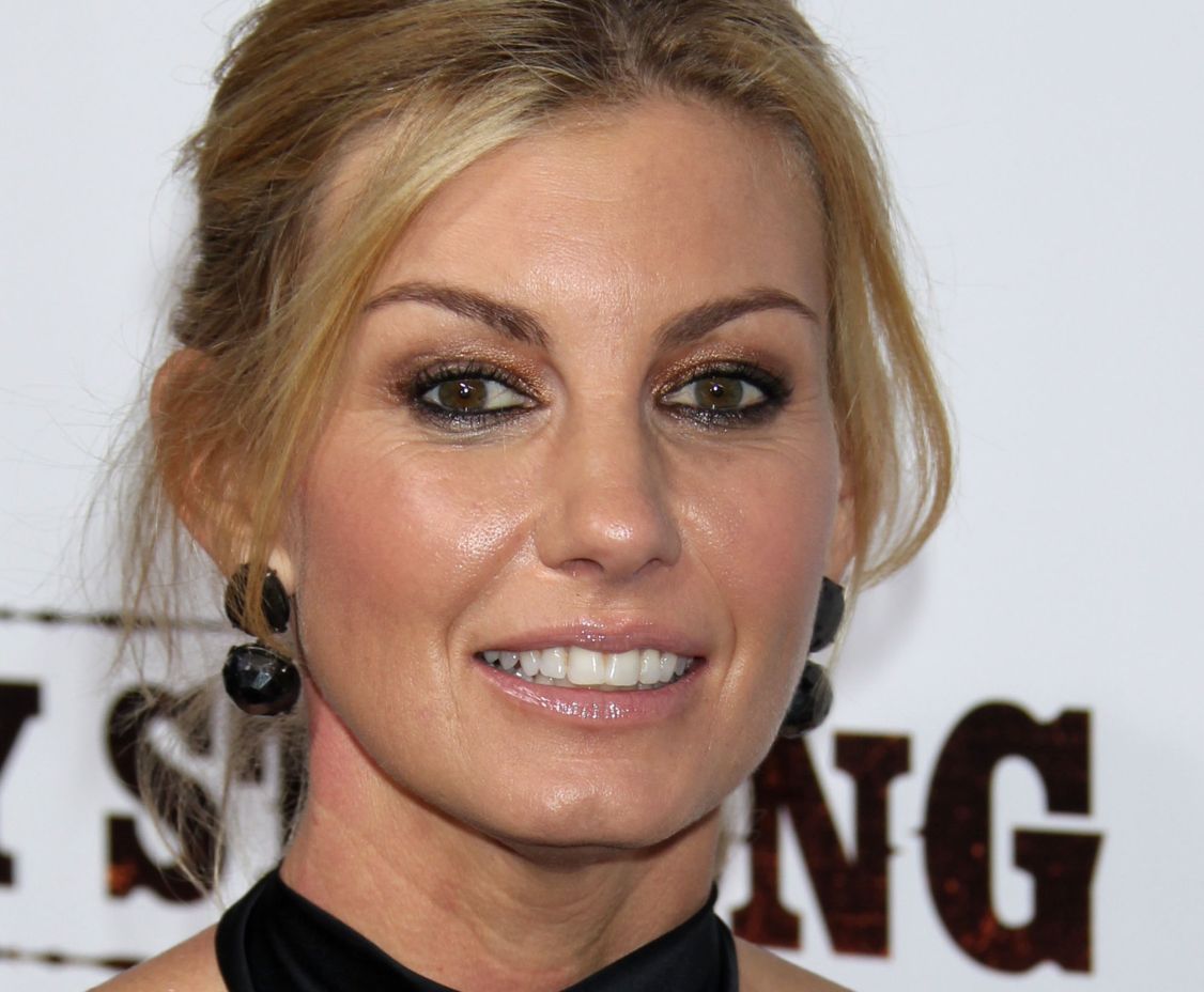>Faith Hill