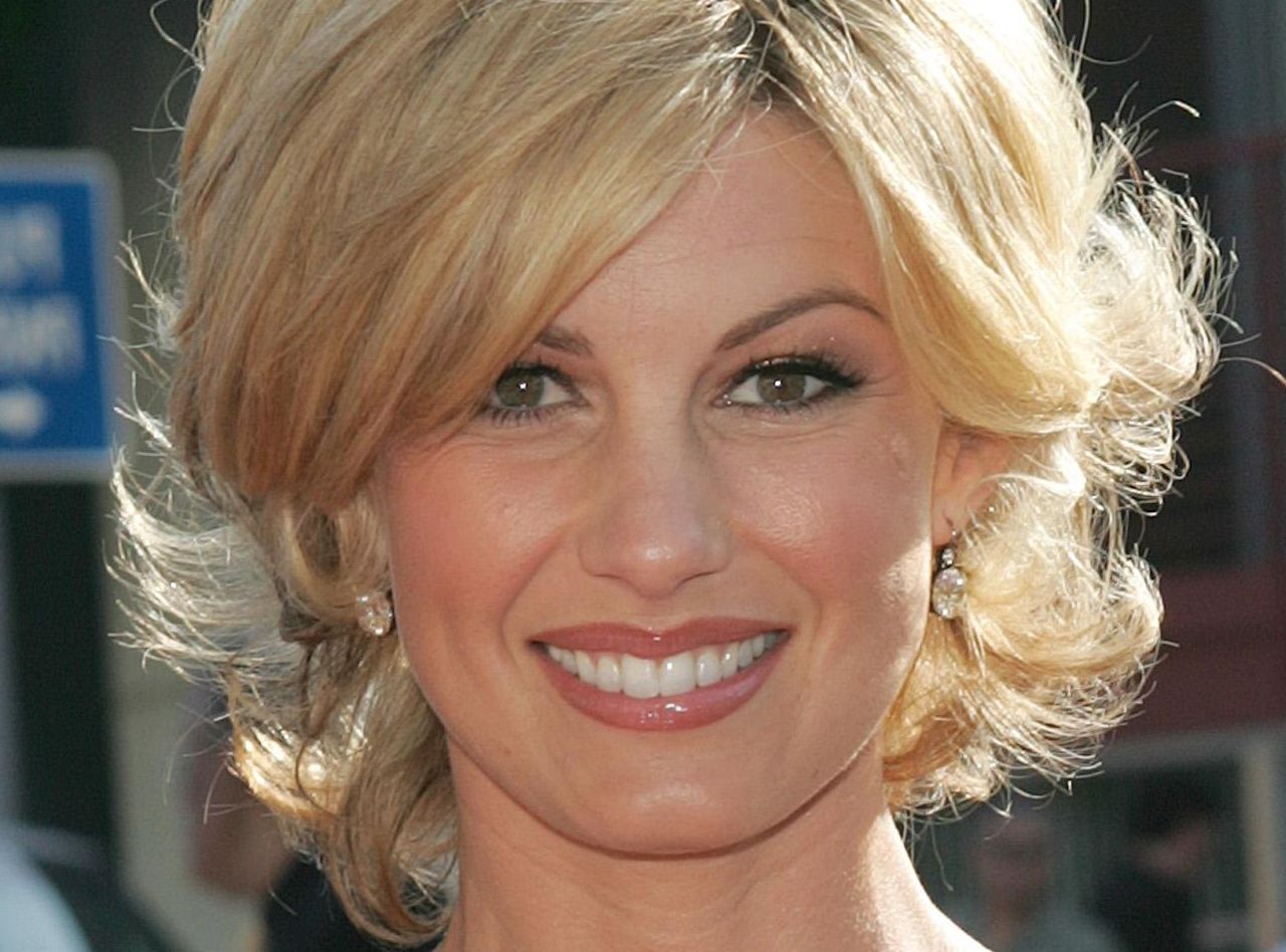 >Faith Hill