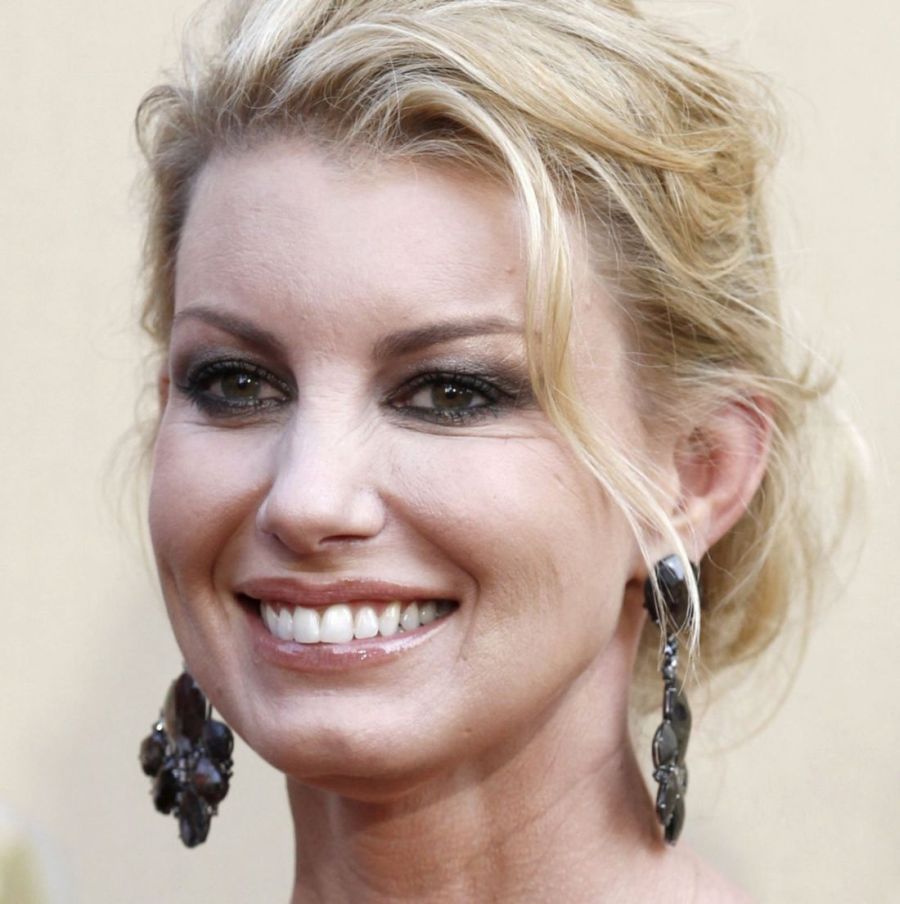 >Faith Hill