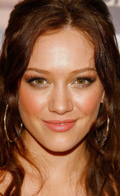 >Hilary Duff
