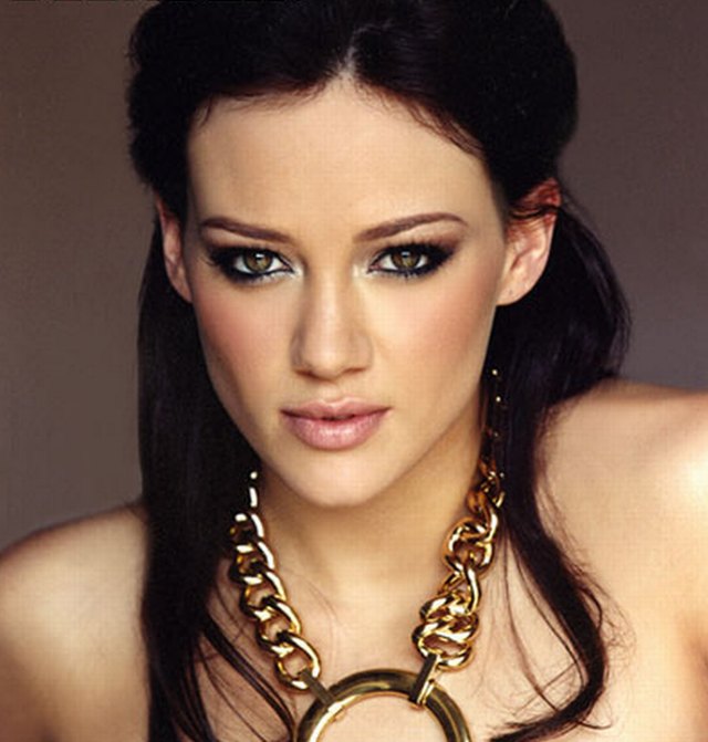 >Hilary Duff
