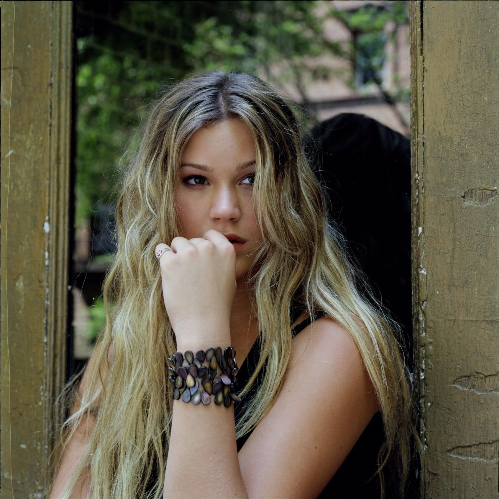 >Joss Stone