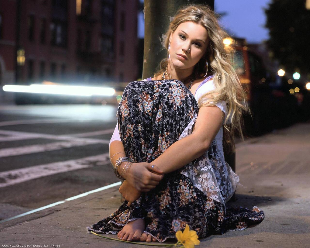 >Joss Stone