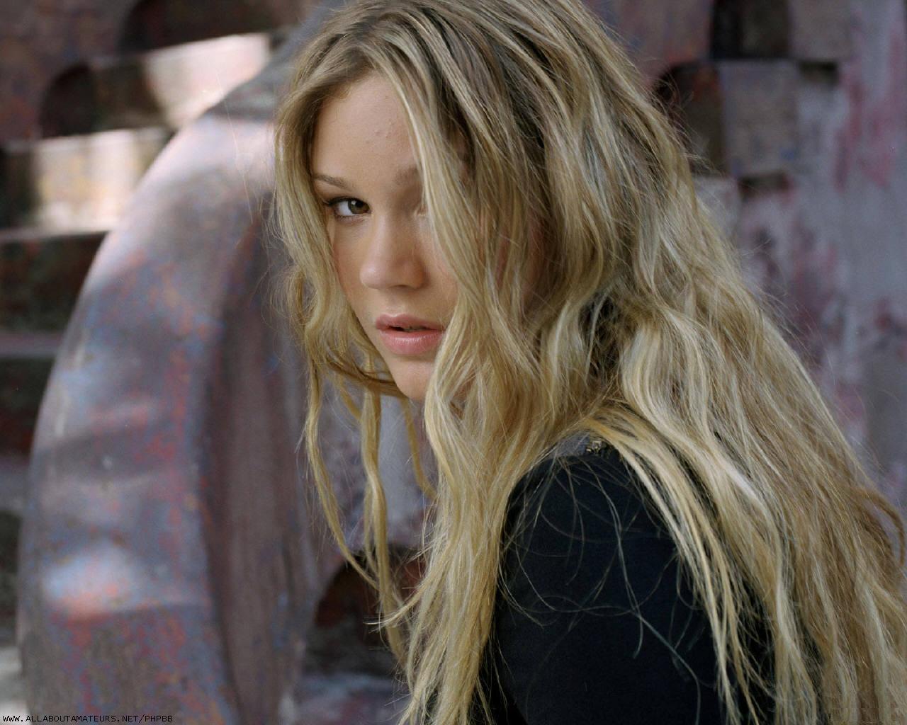 >Joss Stone