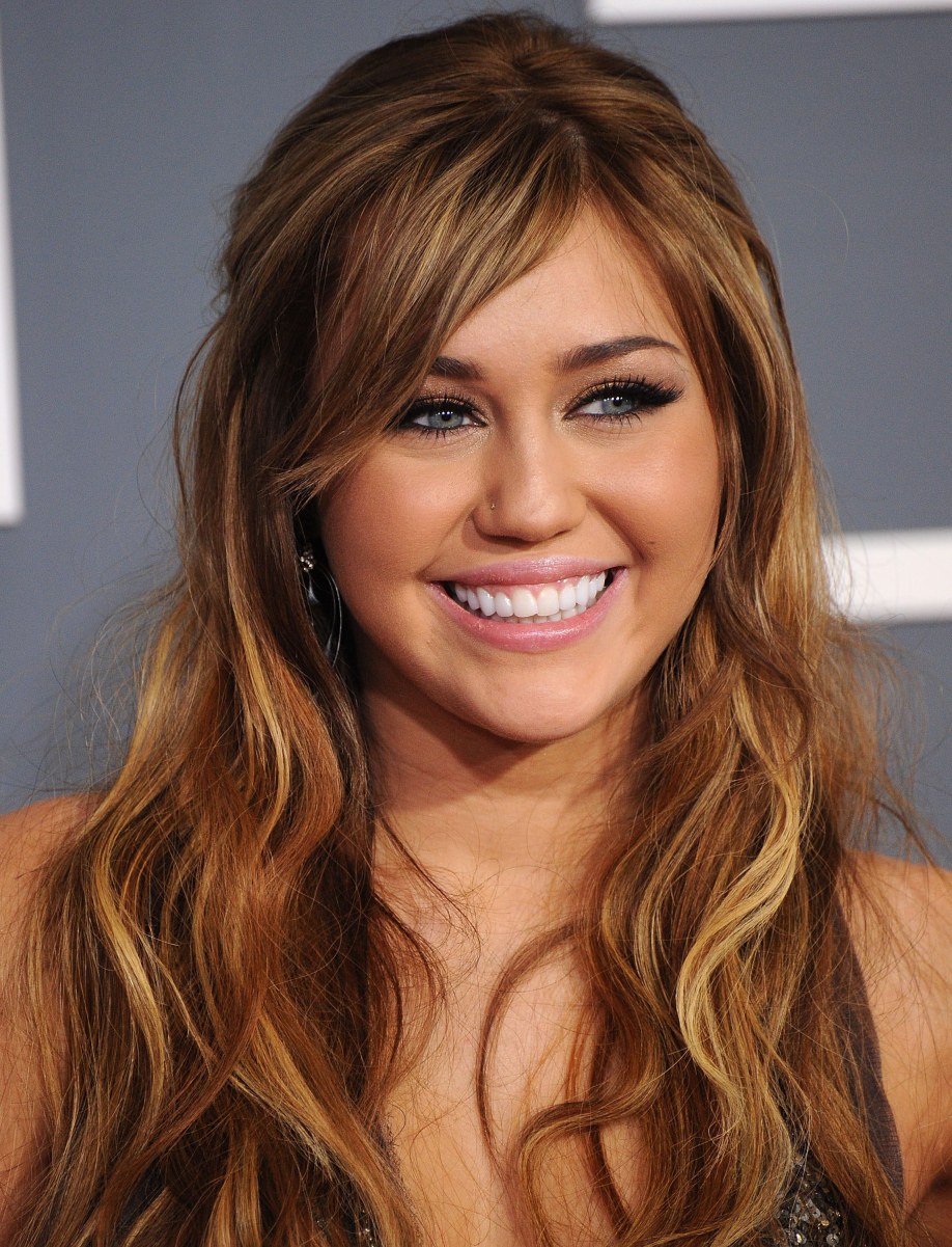 >Miley Cyrus