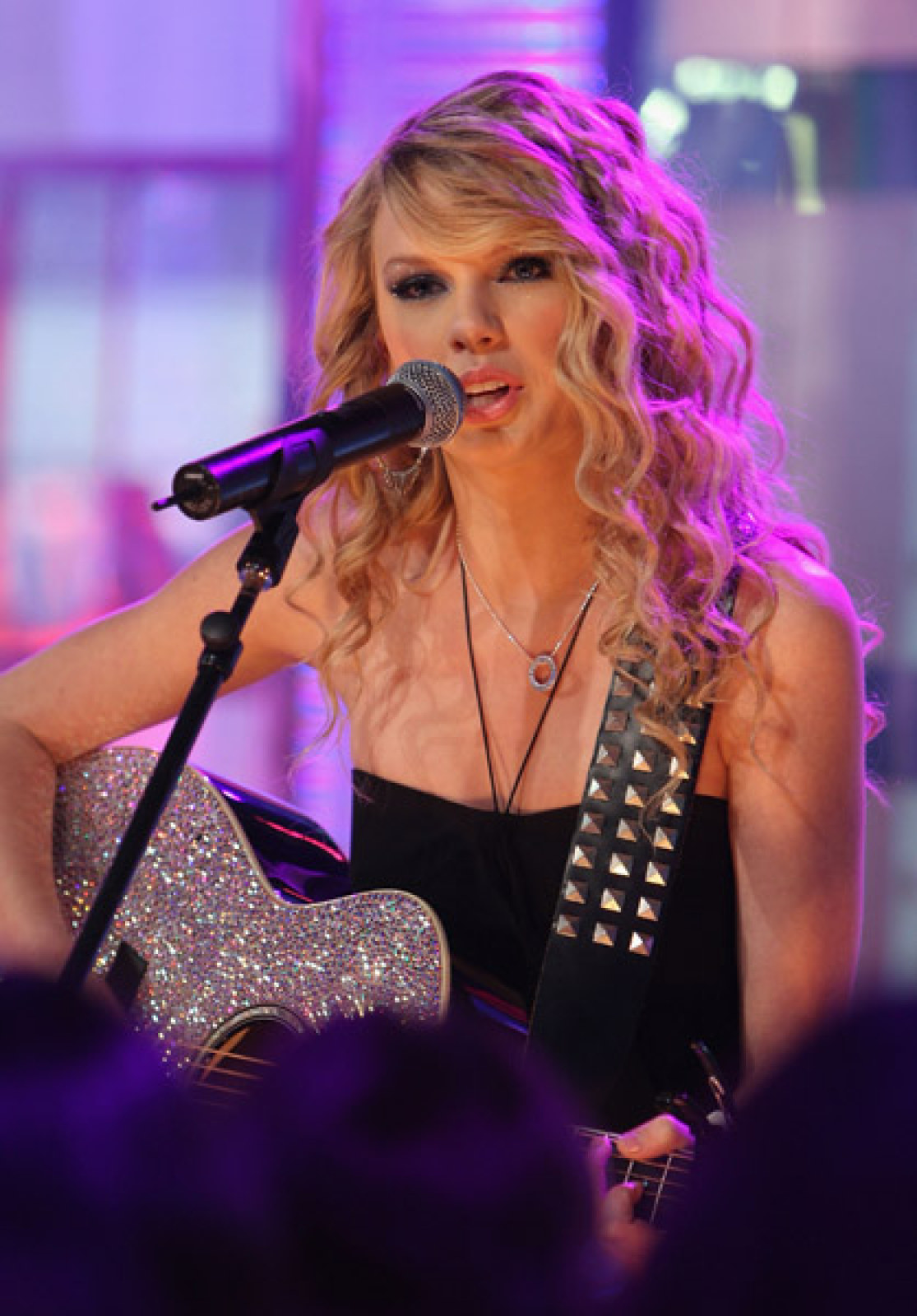>Taylor Swift
