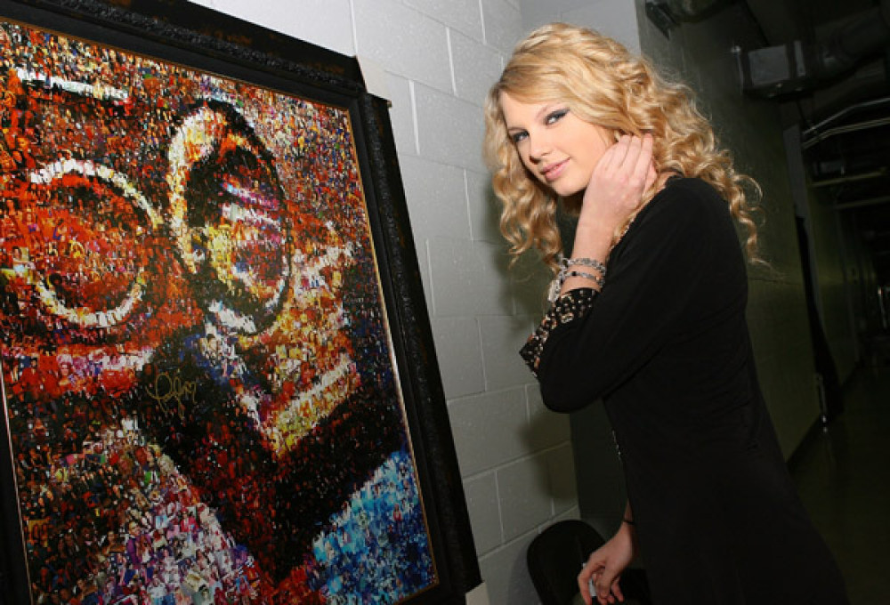 >Taylor Swift